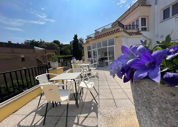 Monjardi Апартаменты